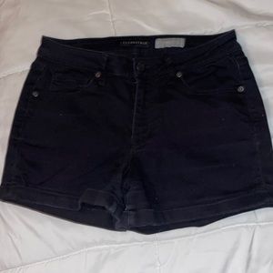 black jean shorts